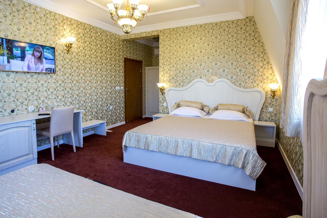 Hotel Green Garden Shumen Exterior foto